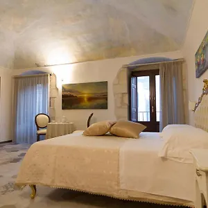 https://palazzo-tasca.sicilyhotelsitaly.net